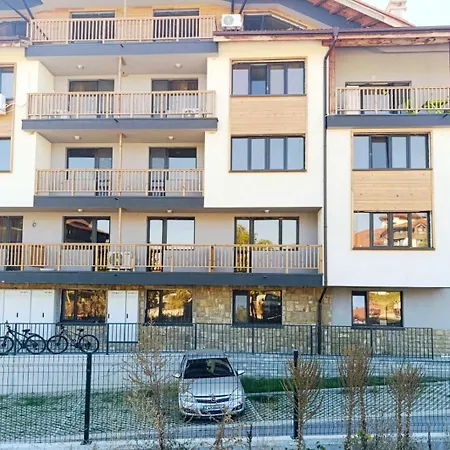 Moderno Park Lane דירה