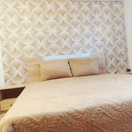 Moderno Park Lane Apartman Banszko