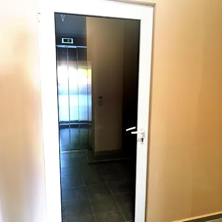 Moderno Park Lane Apartman Banszko