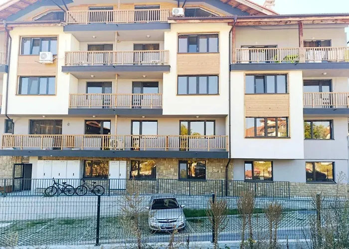 Moderno Park Lane Апартаменты